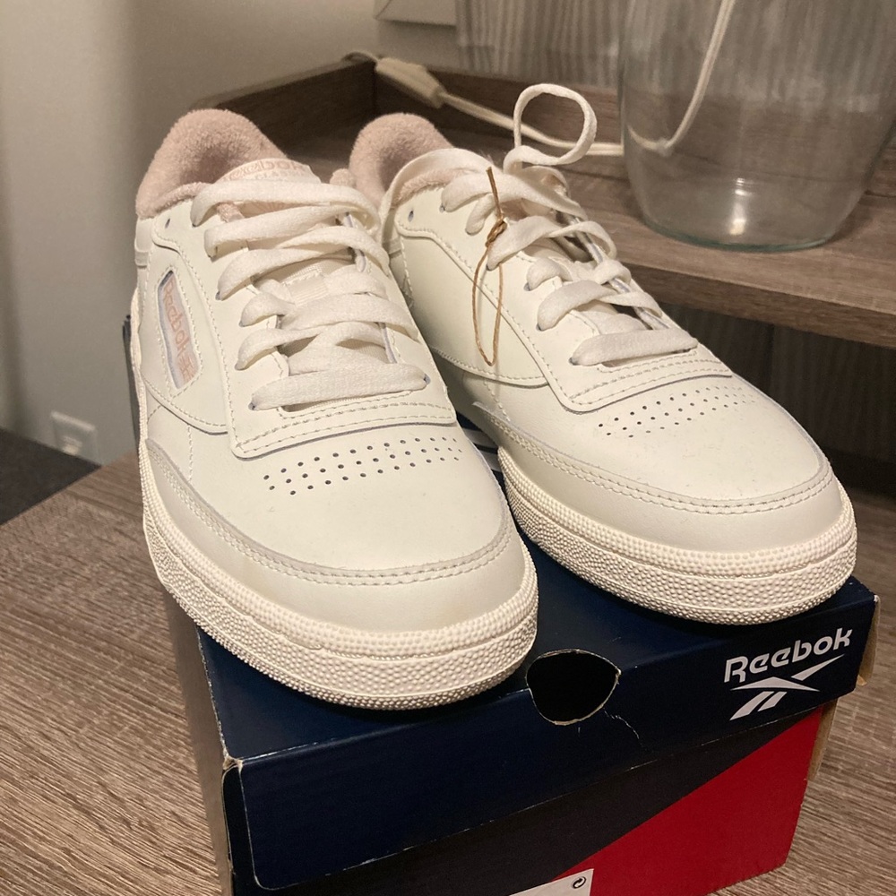 Reebok Club C 85 | White chalk / Ecru | Size 8.5 | BRAND NEW
